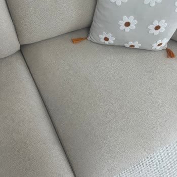 Koltuk Takımında Hızlı Tiftiklenme Ve Kirli Görünüm Nedeniyle Ürün Değişimi Talebi