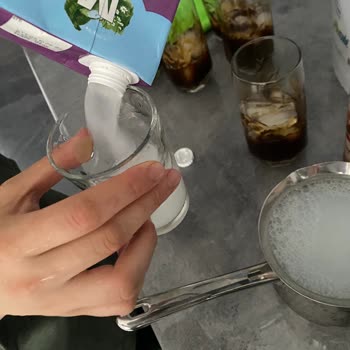 Migros Sanal Market'ten Bozuk Yarım Yağlı Süt Teslimatı