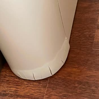 Servis Hatası Nedeniyle Evde Su Baskını Ve Mobilya Zararları