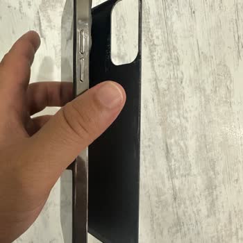Arka Kapağı Açılan Telefon İçin Garanti Kapsamında Ücretsiz Değişim İsteği