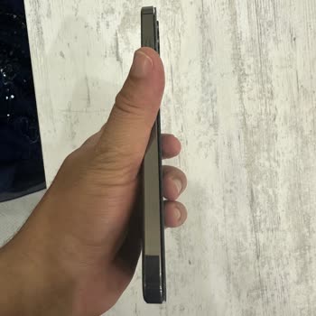 Arka Kapağı Açılan Telefon İçin Garanti Kapsamında Ücretsiz Değişim İsteği