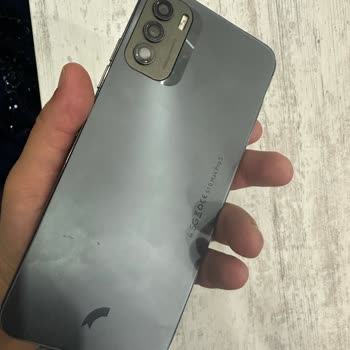 Arka Kapağı Açılan Telefon İçin Garanti Kapsamında Ücretsiz Değişim İsteği