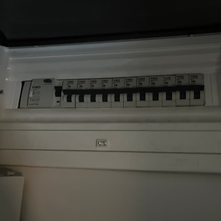 Kesinti Sonrası Daireye Elektrik Gelmedi Ve Çözüm Bekleniyor