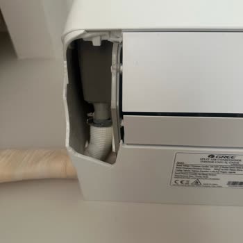 Gree Klima İç Ünitesindeki Çatlak Ve Kopma İçin Garantili Değişim Talebi