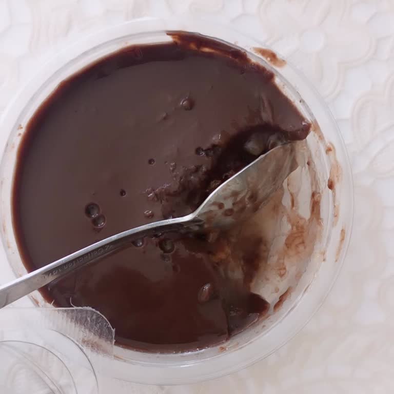A101 Profiterol Ürününün Bozulmuş Tadından Çocuğumda Mide Ağrısı Ve Sağlık Riski