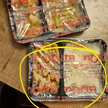Yanlış Ürün Ve Eksik Ekmek, İade Sürecinde Yemek Alınmaması Ve Tam İade Talebi