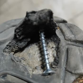 Würth İş Ayakkabısının Tabanı 5 Ayda Yırtıldı