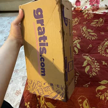 Açık Kapak Ve Hasarlı Kutu İle Gelen Tırnak Bakım Yağı