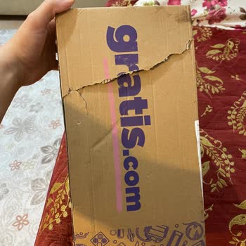 Açık Kapak Ve Hasarlı Kutu İle Gelen Tırnak Bakım Yağı