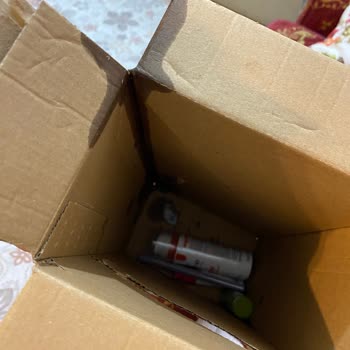 Açık Kapak Ve Hasarlı Kutu İle Gelen Tırnak Bakım Yağı