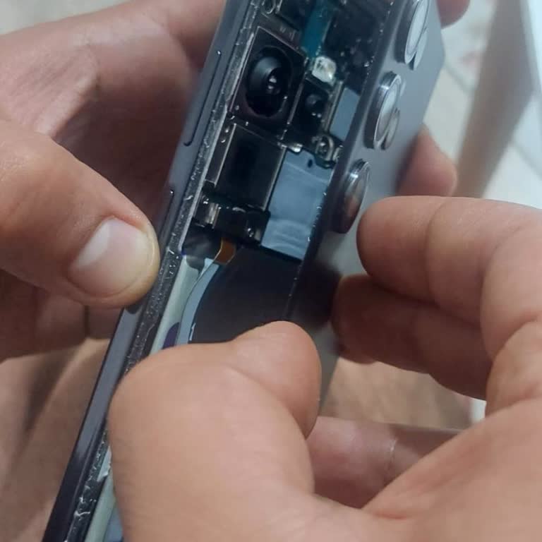 Getmobil'den Aldığım Samsung S23 Ultra Aşırı Isınma Ve Kırık Kapak Sorunu
