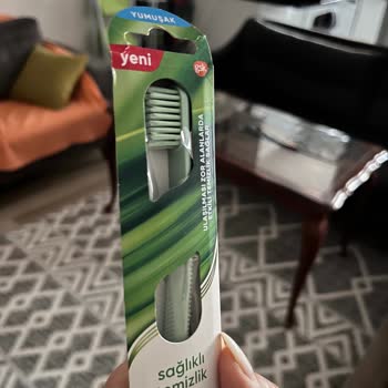 Hijyen Riski Taşıyan Açık Ambalajlı Diş Fırçası Ve Personel Reddi