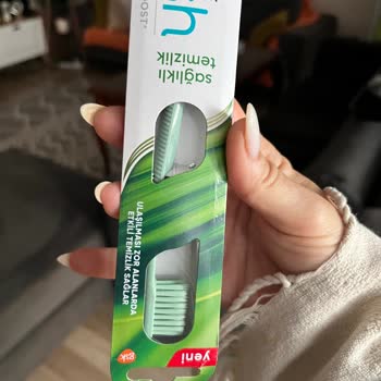 Hijyen Riski Taşıyan Açık Ambalajlı Diş Fırçası Ve Personel Reddi