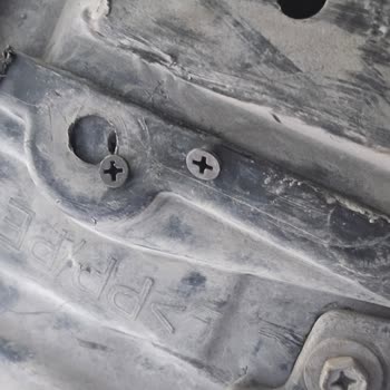 Toyota Yetkili Serviste Hatalı Onarım, Standart Dışı Parça Kullanımı Ve Boya Hasarı