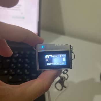 Kutu İçindeki USB Kablosu Veri Aktarımı Yapmıyor Ve Ücretsiz Değişim Talep Ediyorum