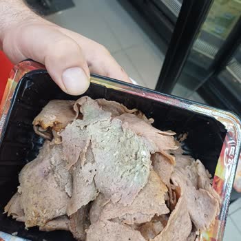 Sinanağa BİM Döner Ürünü Küflenmiş: Gıda Güvenliği İhlali