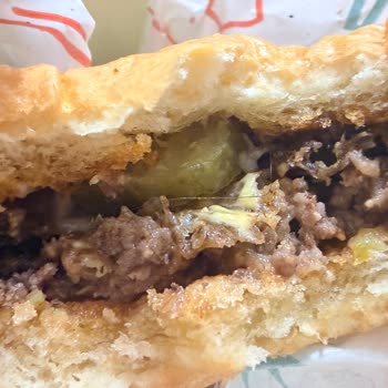 Hijyen Sorunu Yaşadığımız Bayat Ve Yağlı Burgerler İçin Geri Ödeme Talebi
