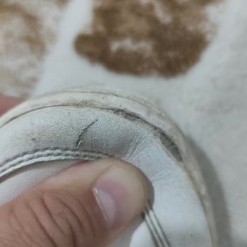 Garanti Kapsamındaki Reebok Ayakkabımda Üretim Hatası Red Edildi, Değişim Talebi