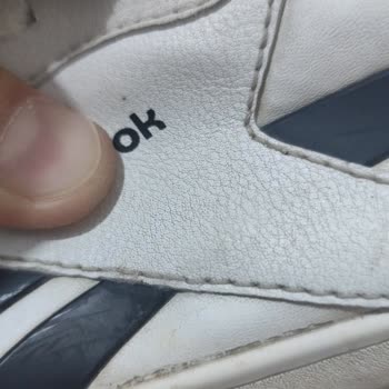 Garanti Kapsamındaki Reebok Ayakkabımda Üretim Hatası Red Edildi, Değişim Talebi
