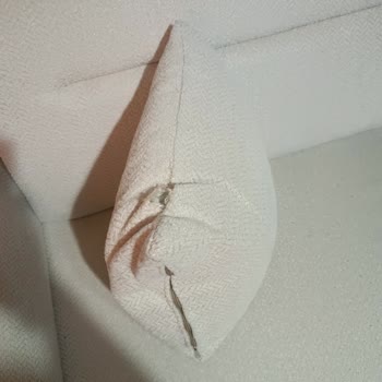 Stil Mobilya'dan Aldığım Koltuk Takımının Kısa Sürede Bozulması Ve Sözlerin Tutulmaması