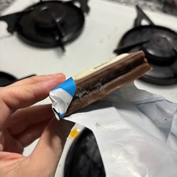 Küflü Ozmo Süt Burger Ürünleri Çocukları Hastalığa Sürükledi
