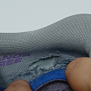 Skechers Ayakkabılarda Kısa Sürede İç Delinme Üretim Kusuru