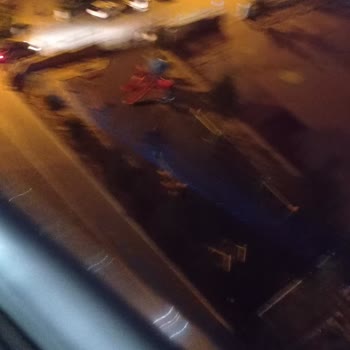 Parkta Aydınlatma Yok, Çocuklar Mağdur