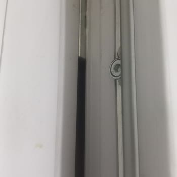Akın Pen (Sancaktepe) Akın Pen (Sancaktepe) Pencereler 2 Senedir Hava Alıyor