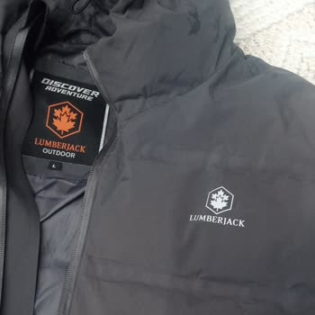 Karma Spor’da Satın Alınan Montun Kendiliğinden Sararması Ve İade Reddi