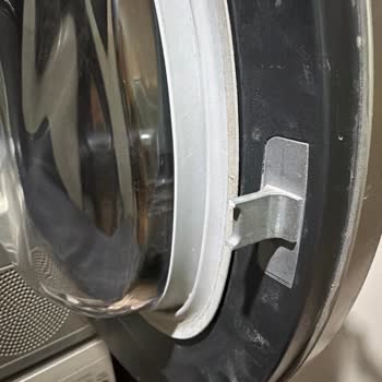 Bosch Kurutma Makinesinde Kapak Kilidi Gecikmesi