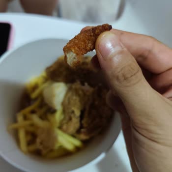 Popeyes Siparişindeki Eksik Ve Kalitesiz Ürünler Ve Hijyen Sorunu