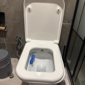 ECA Klozet Sıçrama Yapıyor