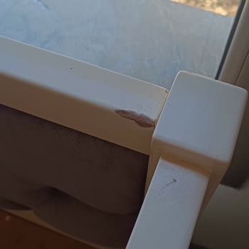 Emay Taşımacılık (İzmir) Birçok Eşyam Kırıldı, Çizildi Ve Ciddi Hasar Gördü