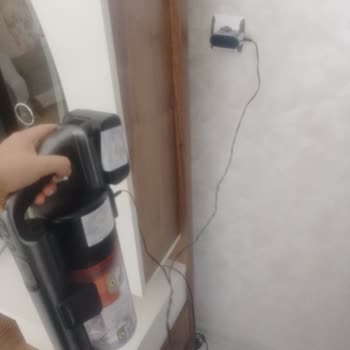 Philips 8000 Dikey Süpürge Baş Kısmı Çıkıyor Ve Şarj Hızı Düşüyor