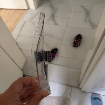 Parex Wandero Vileda Plastik Parçasının Yamulması Nedeniyle Ücretsiz Parça Değişimi Talebi
