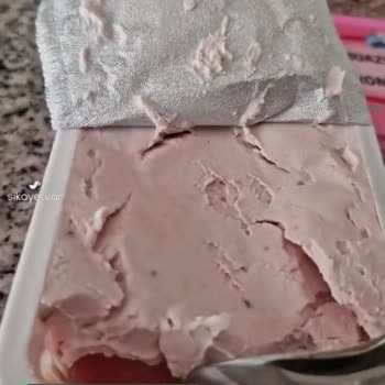 Aknaz Frambuazlı Cheesecake Peynirin Yarısı Yok!