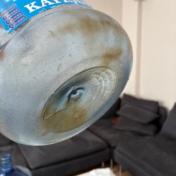 İçme Suyunda Yosun Ve Kirli Görüntüyle Karşılaşılan Hijyen Sorunu