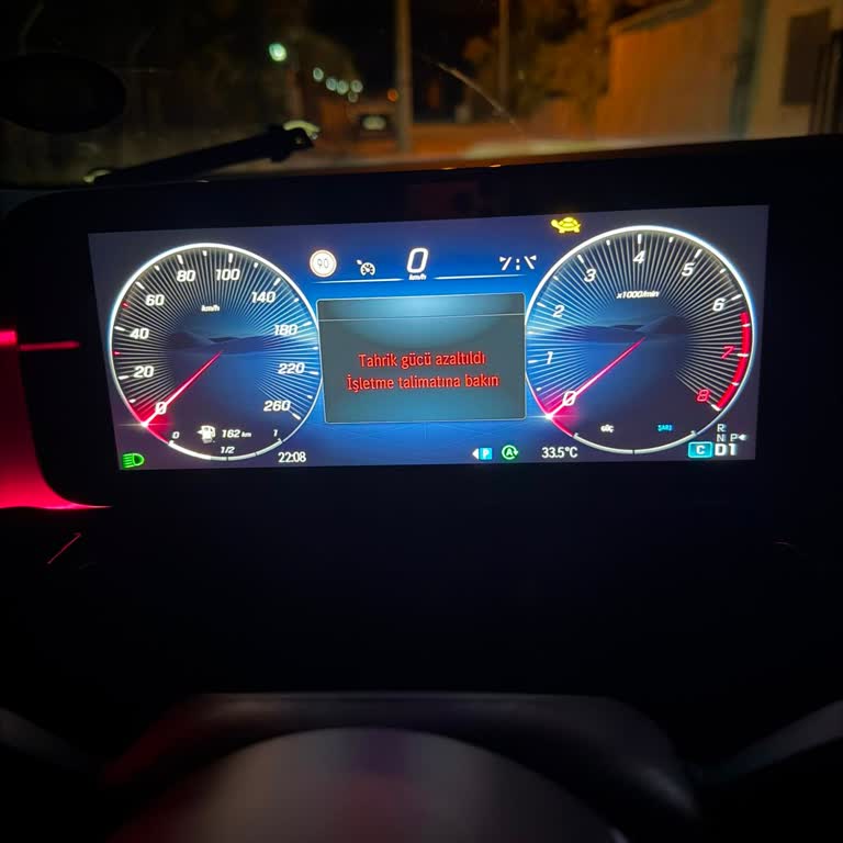 Mercedes Yetkili Servisinde İkame Araç Verilmemesi Ve Uzun Randevu Gecikmesi