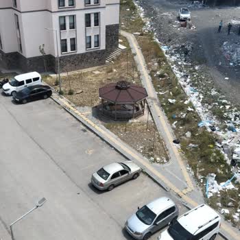 TOKİ Ve Belediye İhmali: Parklar Ve Ortak Alanlar Kirli Ve Bakımsız