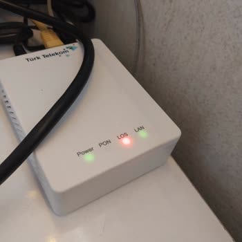 Türk Telekom İşyerimde İnternet Kesintisi Ve Canlı Destek Erişimi Sorunu