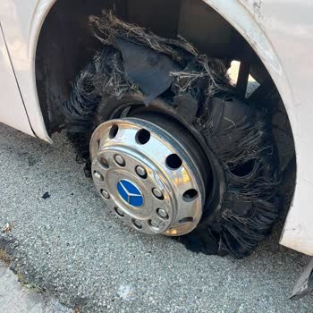 Yunanistan Turunda 19 Saatlik Otobüs Arızası Ve Güvenlik Sorunu