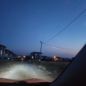 Sokak Lambası 3,5 Yıldır Yanmıyor Ve TREDAŞ Çözüm Sunmuyor