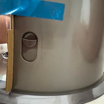 Dyson Hava Temizleyicisi Çatlak Ve Çiziklerle Teslim Edildi, Değişim Talebi