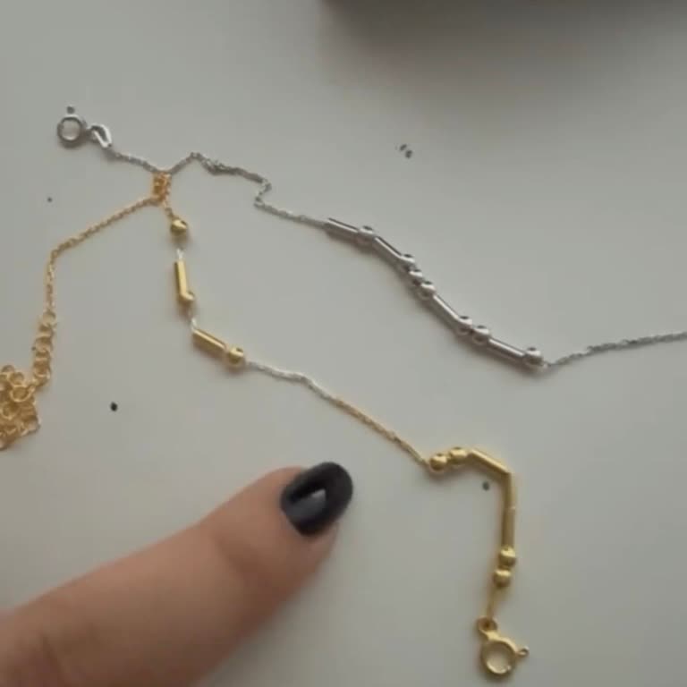 Kırık Bileklik İçin Yenisi Gönderilmedi