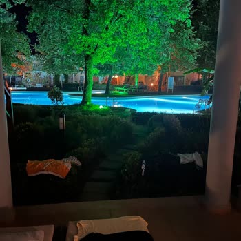 Sitedeki Göl Evi Görselleri Gerçek Oda Konumunu Yanıltıyor