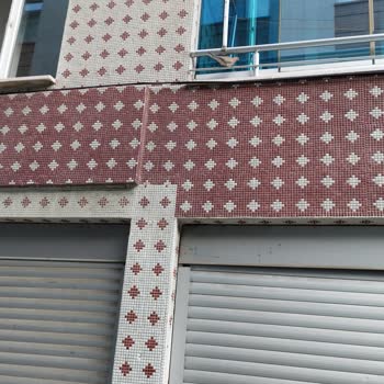 İzinsiz Kablo Çekimi Ve Dış Cephe Zararına Karşı TurkNet’e Şikayet