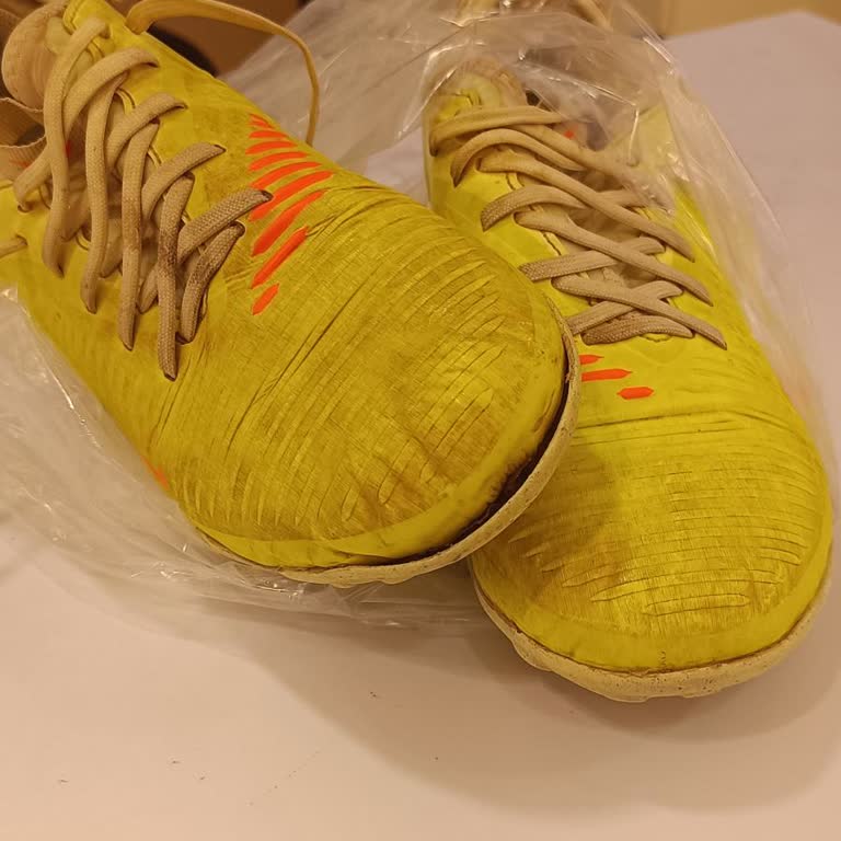 Nike Futbol Ayakkabısının Burun Kısmının Kısa Sürede Açılması Ve Haksız Kullanım Hatası İtirazı