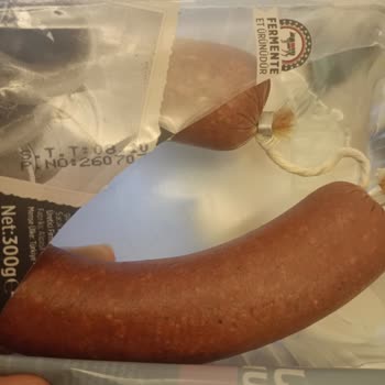 Beşler Nostalji Sucuğunda Kıl Çıktı