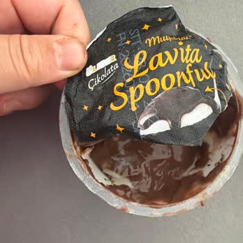 Ülker Lavita Spoonful’da Acı Çikolata Tadı