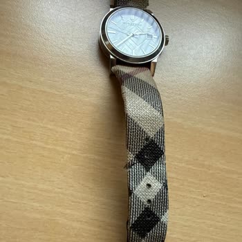 Az Kullanıma Rağmen Burberry Saat Kordonu Kırıldı, Orijinal Yedek Bulunamıyor